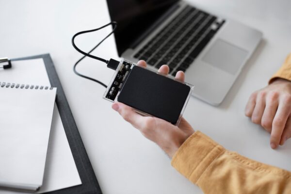 Dispositivos de almacenamiento SSD de alta velocidad y capacidad